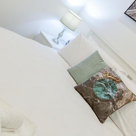 Gzira'S Seashore Stayaway Close To Manuel Island Esterno foto