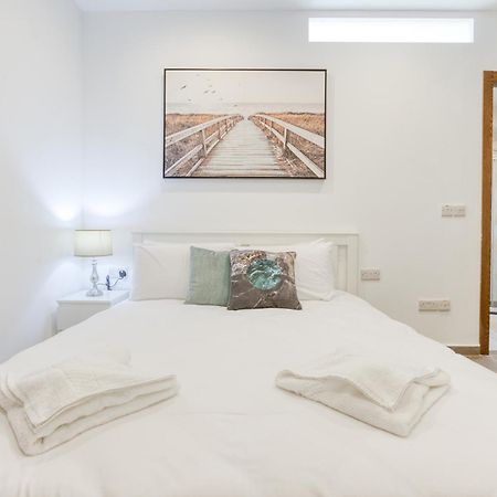 Gzira'S Seashore Stayaway Close To Manuel Island Esterno foto