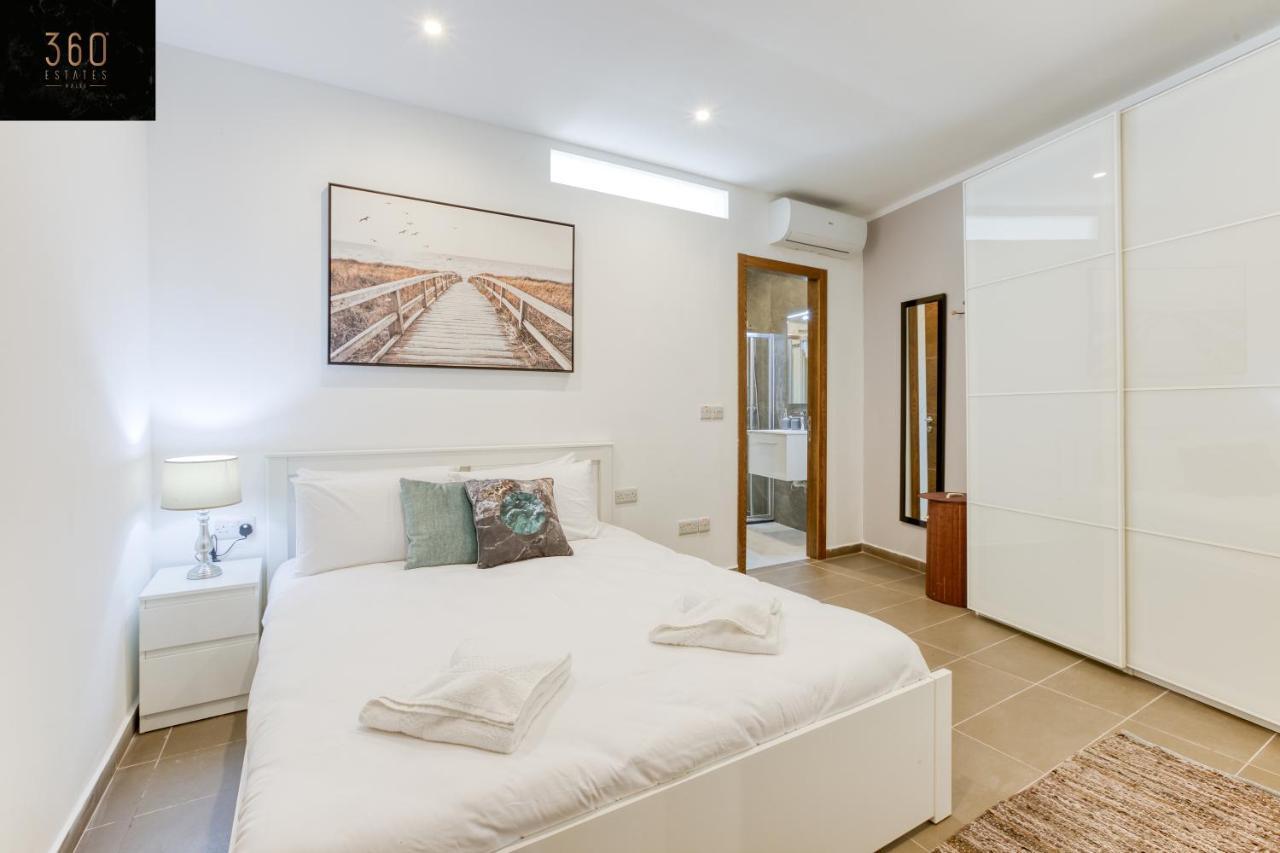 Gzira'S Seashore Stayaway Close To Manuel Island Esterno foto